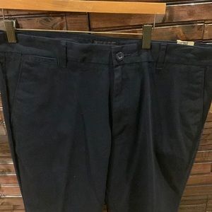 NWT Dockers size 38x29.  Navy